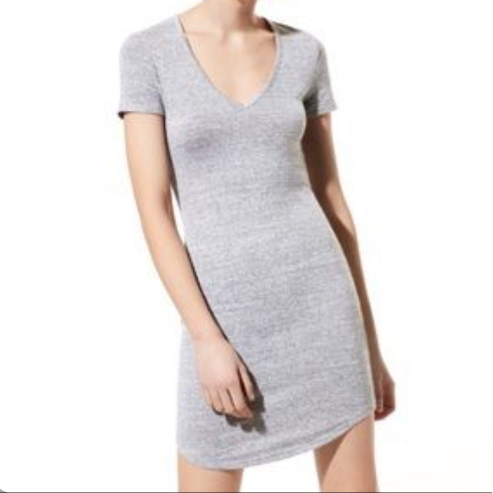 NWOT Aritzia Golden by TNA Short Sleeve Slim Fit V Neck Mini Dress